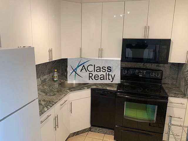 1st image of 25-98 Steinway St #2F