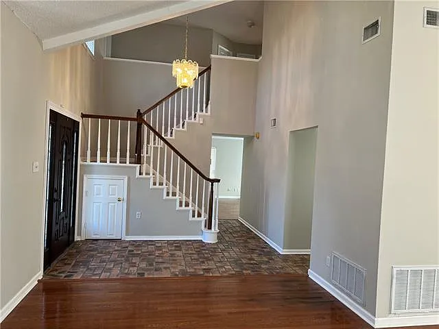 230 Cross Gates Blvd — Photo 4