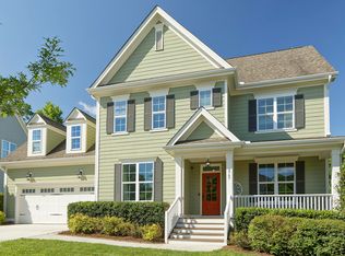 2747 Greenbank Mill Dr, Fuquay Varina, NC 27526