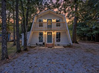 33 Chalet Dr, Manchester, TN 37355