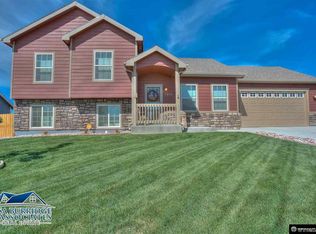 5030 Turpin St, Bar Nunn, WY 82601