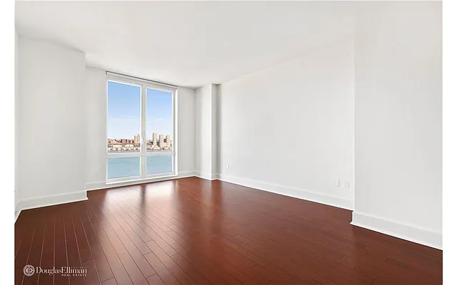 Rented by Douglas Elliman | media 5