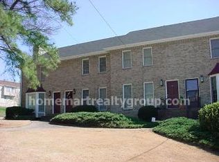 5296 Weyden Trl APT D, Norcross, GA 30071
