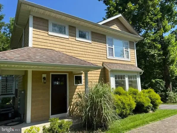 15820 McMullen Hwy SW, Cresaptown, MD 21502