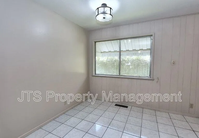 1200 Gary Way — Photo 29