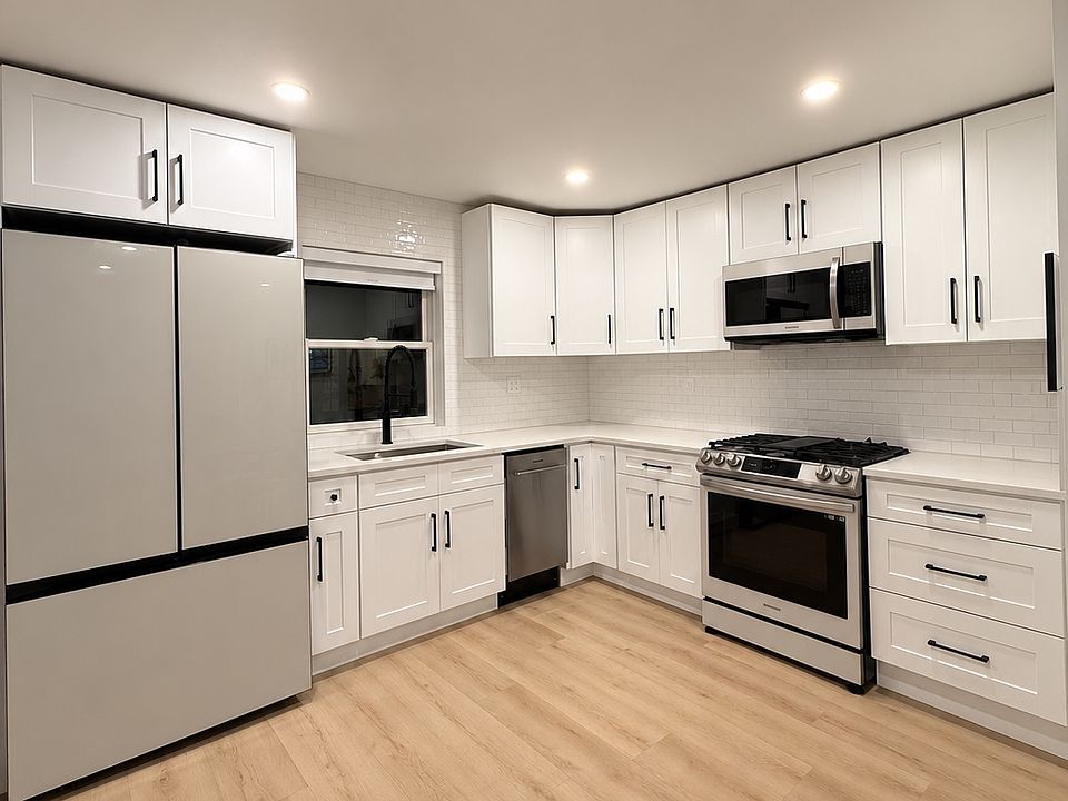 1st image of 8 Burwell St #A