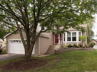 2708 Briarwood Ct, Woodridge, IL 60517