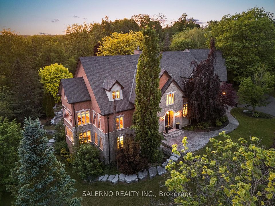 1st image of 32 Daleview Ct
