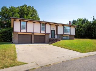 528 Peck Ave, Concordia, KS 66901