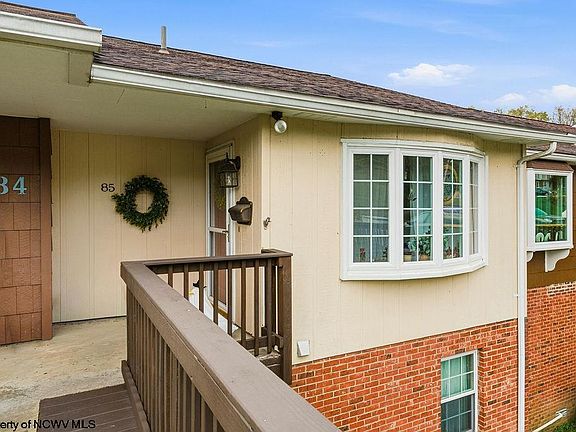 2nd image of 85 Pinewood Rd