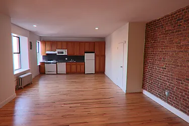 Rented by PMG Real Estate 
