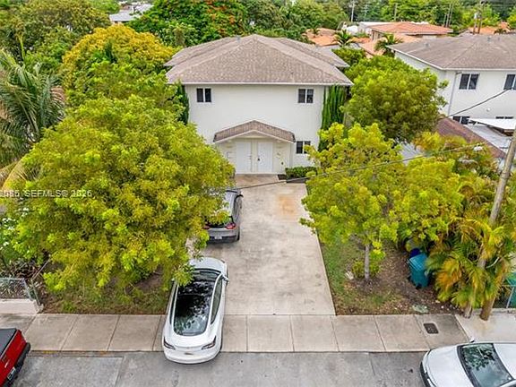 3rd image of 1029 SW 11th Ave #1029