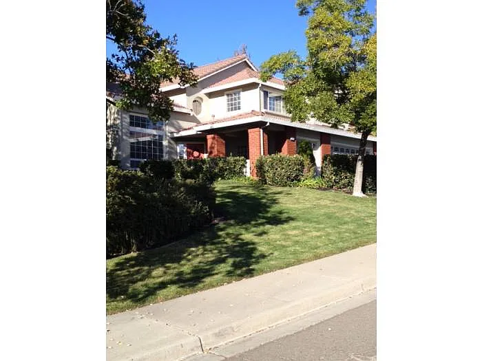 5107 Carriage Way photo 1