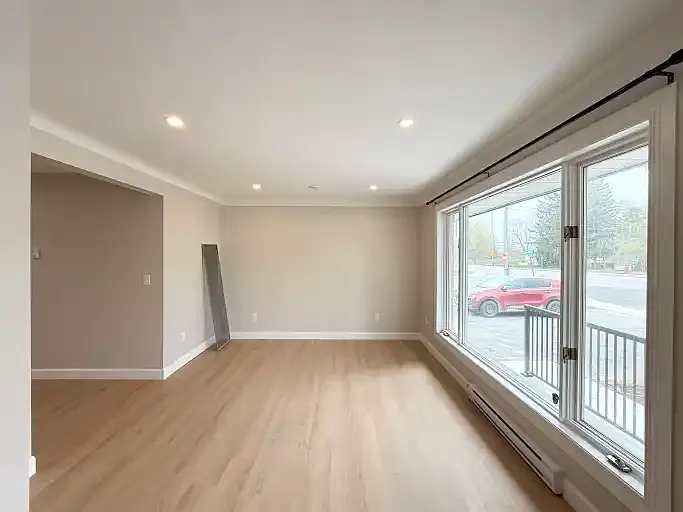 676 Collins Bay Rd #1 — Photo 6
