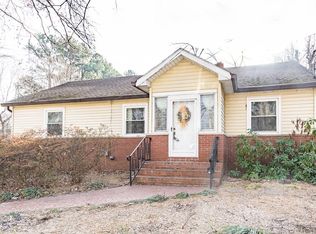 207 Petersburg Rd, Evansville, IN 47711