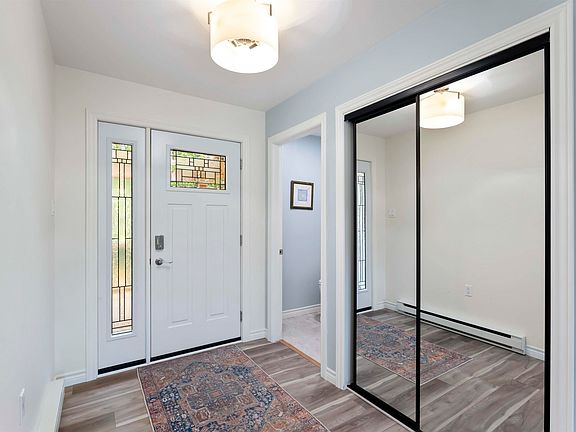 3rd image of 380 Hall Rd S