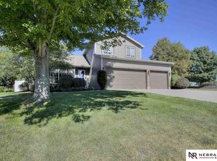 11580 Willow Park Dr, Gretna, NE 68028