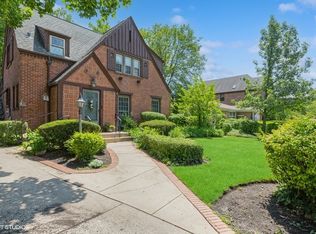 803 S Fairview Ave, Park Ridge, IL 60068