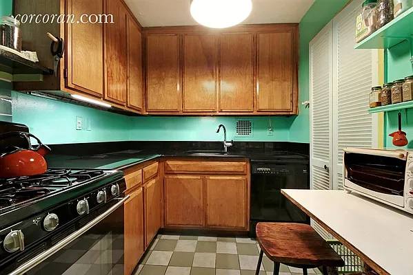 Sold by Corcoran | media 2