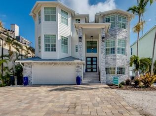 381 Seminole Way, Fort Myers Beach, FL 33931