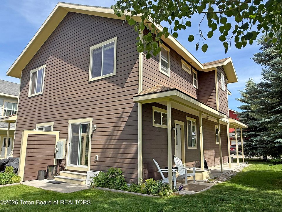 1st image of 309 Forest View Dr