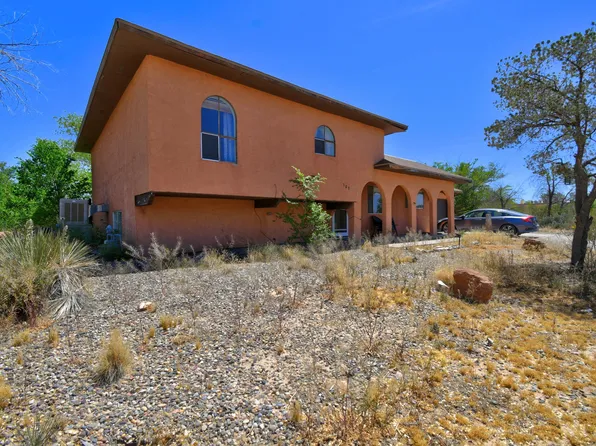 300 Horner St, Rio Communities, NM 87002