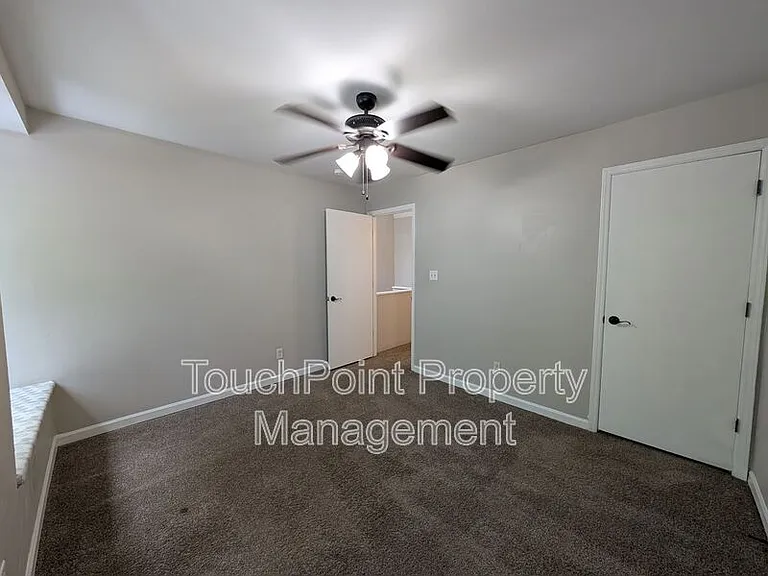 9111 Sharonbrook Dr #D — Photo 12