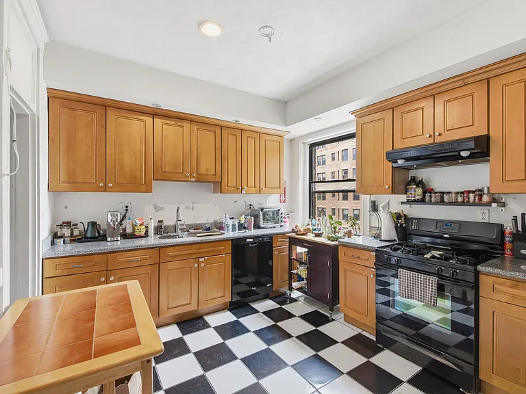 12 Parkman St #3 — Photo 5