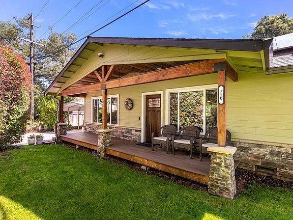 3rd image of 230 Oakhill Way