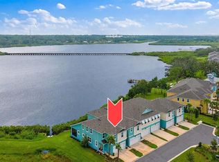 1001 Starboard Ct, Oldsmar, FL 34677