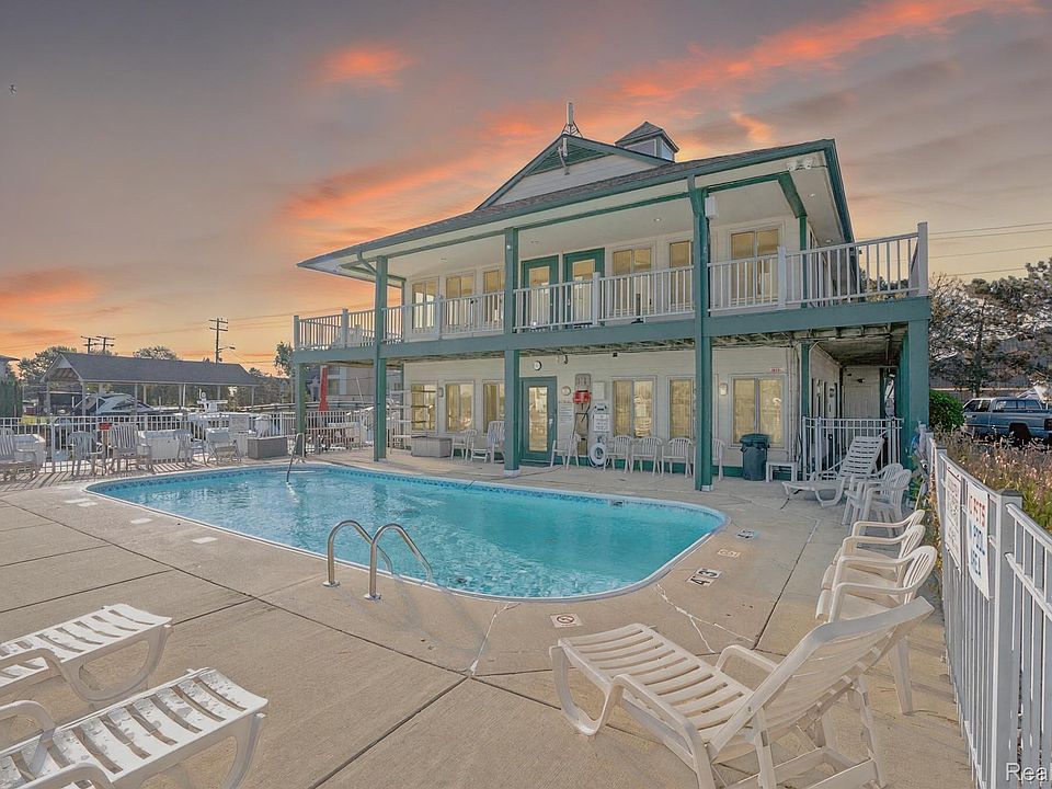 1st image of 32081 N River Rd