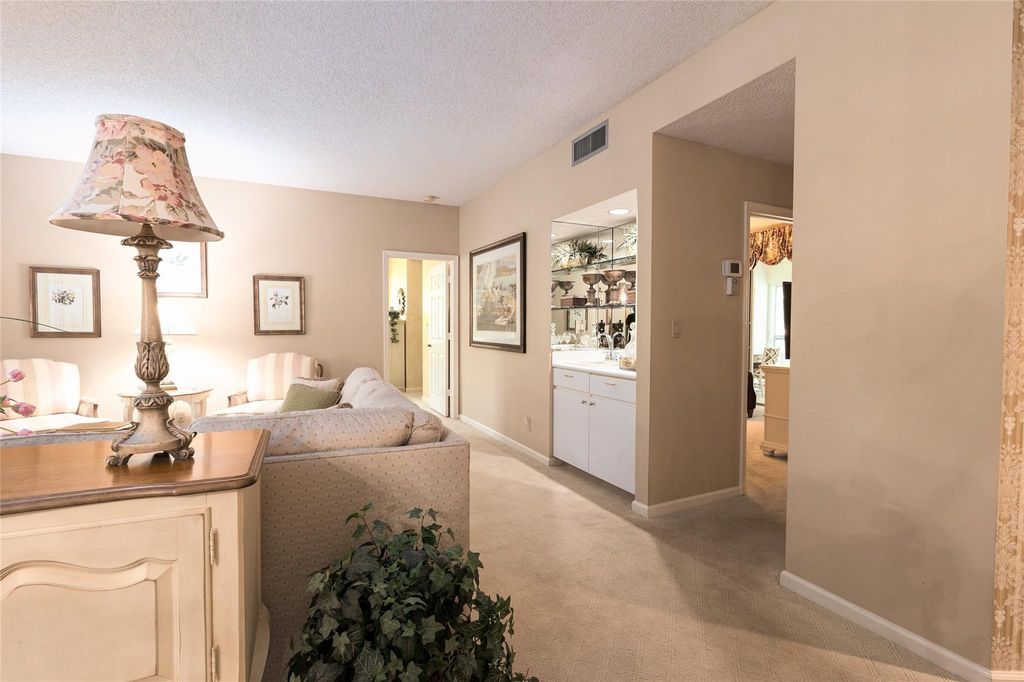 4126 W Palm Aire Drive #262d, photo 8