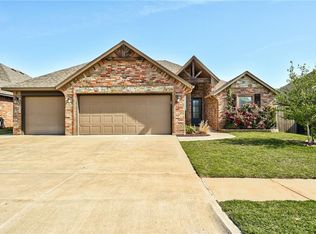 11713 SW 25th Ter, Yukon, OK 73099
