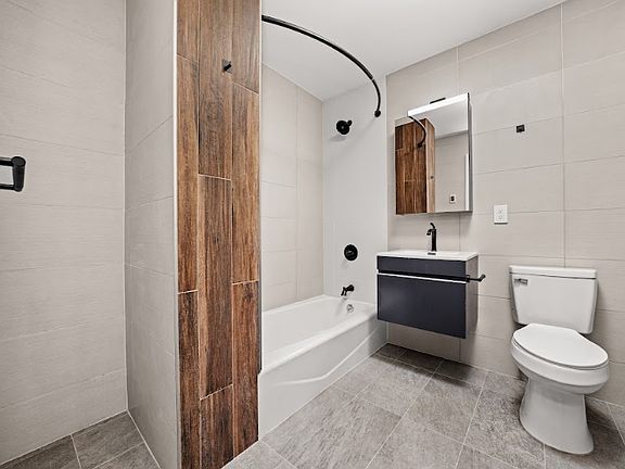 3rd image of 435 Central Ave #1F