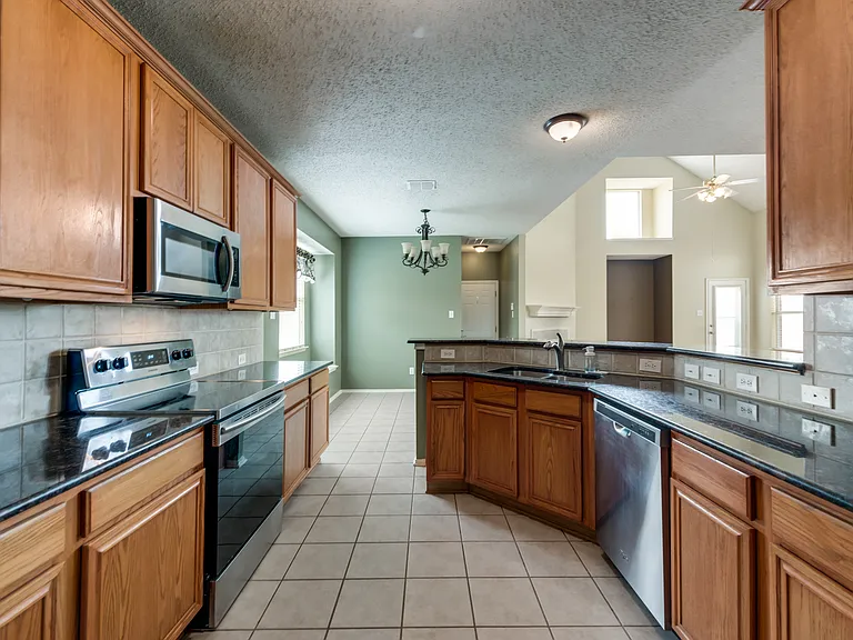 7172 Saint Augustine Dr — Photo 7
