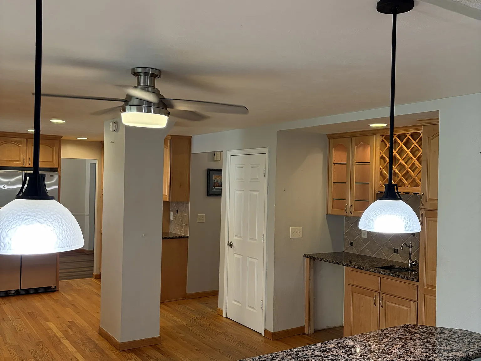 5 bed, 2313 sqft, $3,000 — Photo 4