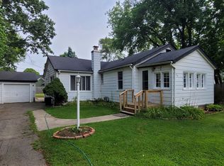 134 McPherson St, Highland, MI 48357