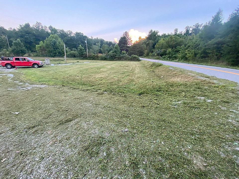 1st image of 209 N State Highway 233