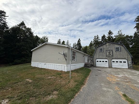 3rd image of 61 Sunset Avenue