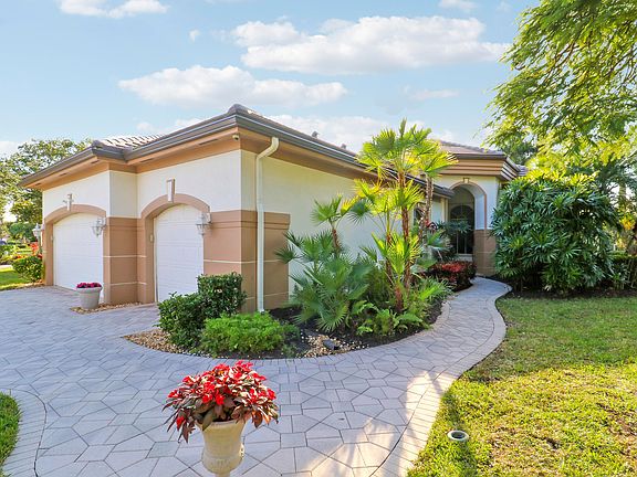 2nd image of 8216 Cypress Point Road
