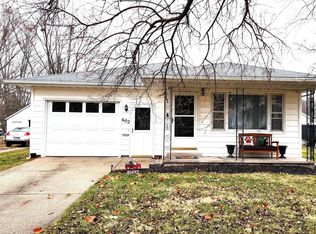 602 N College Ave, Aledo, IL 61231