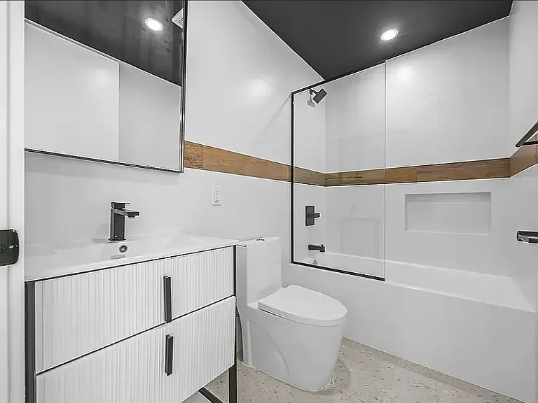 175 Rochester Ave #1B — Photo 10