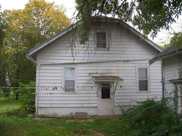 2nd image of 2384 W Stephenson St
