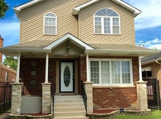 34 E 122nd St, Chicago, IL 60628