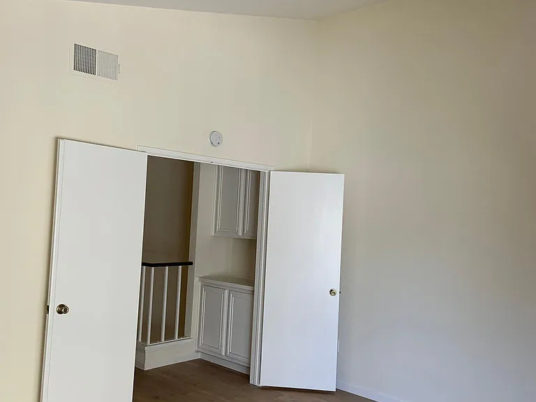 149 Oak Park Dr — Photo 17