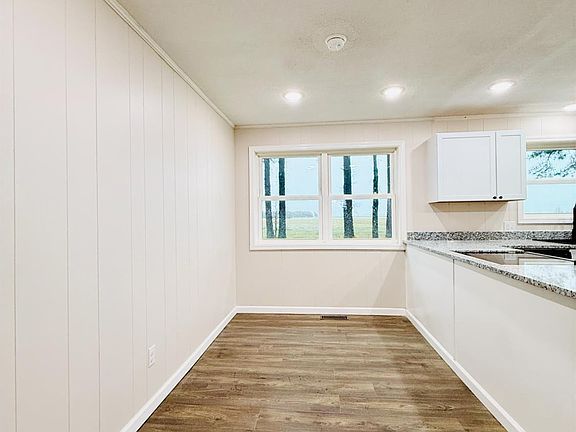 5th image of 982 Greene 912 Rd