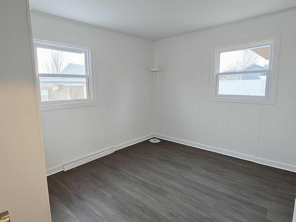 1st image of 117 Matthew Cir