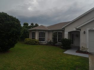 877 Brisbane St NE, Palm Bay, FL 32907