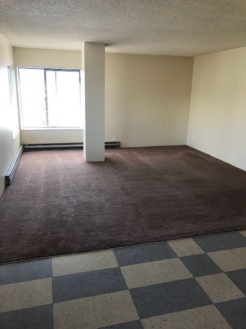 1st image of 4131 11th Ave NE APT 401