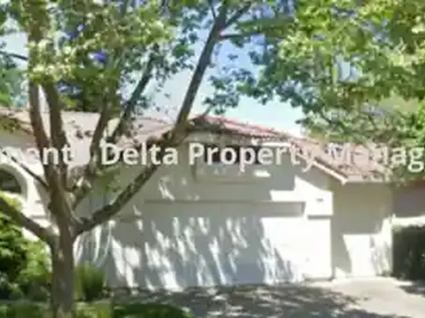 2861 Mallorca Ln, Davis, CA 95618